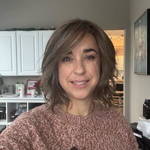 Belle Tress Newport Coolest Ash Blonde Rooted